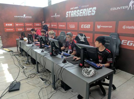 越的五人外 越的五人外